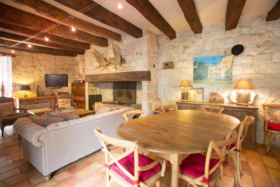 Bon-Encontre Chateau De Pleneselve מראה חיצוני תמונה