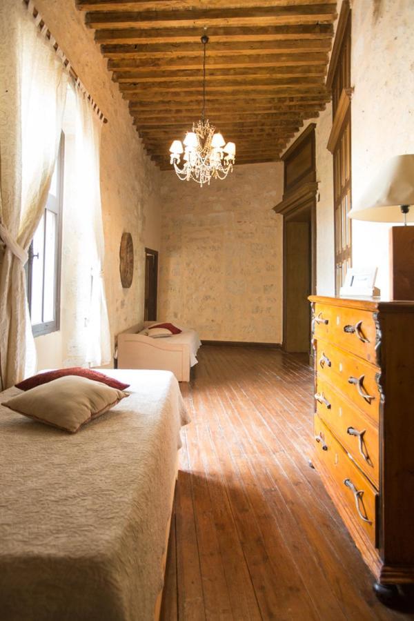 Bon-Encontre Chateau De Pleneselve מראה חיצוני תמונה
